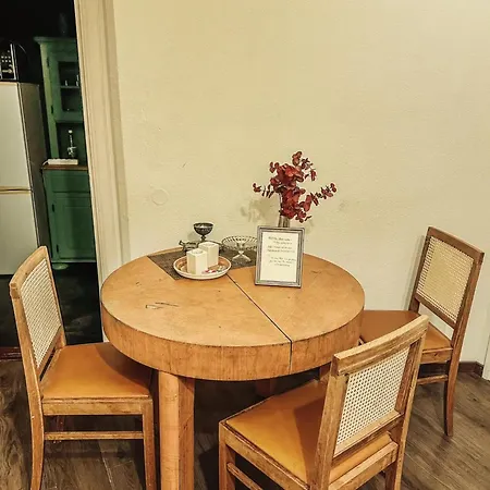 2 Old Town Apartman *